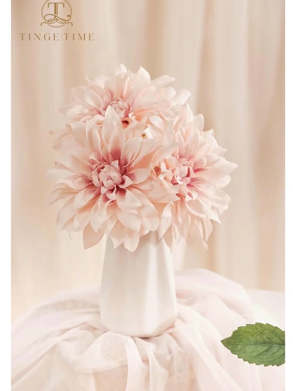 Bouquet of 10 Blush Pink Realistic Dahlia Flowers